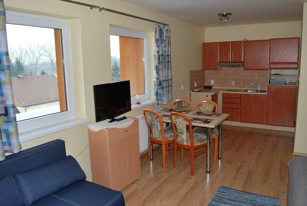 Appartement Beska à Bešeňová Extérieur photo