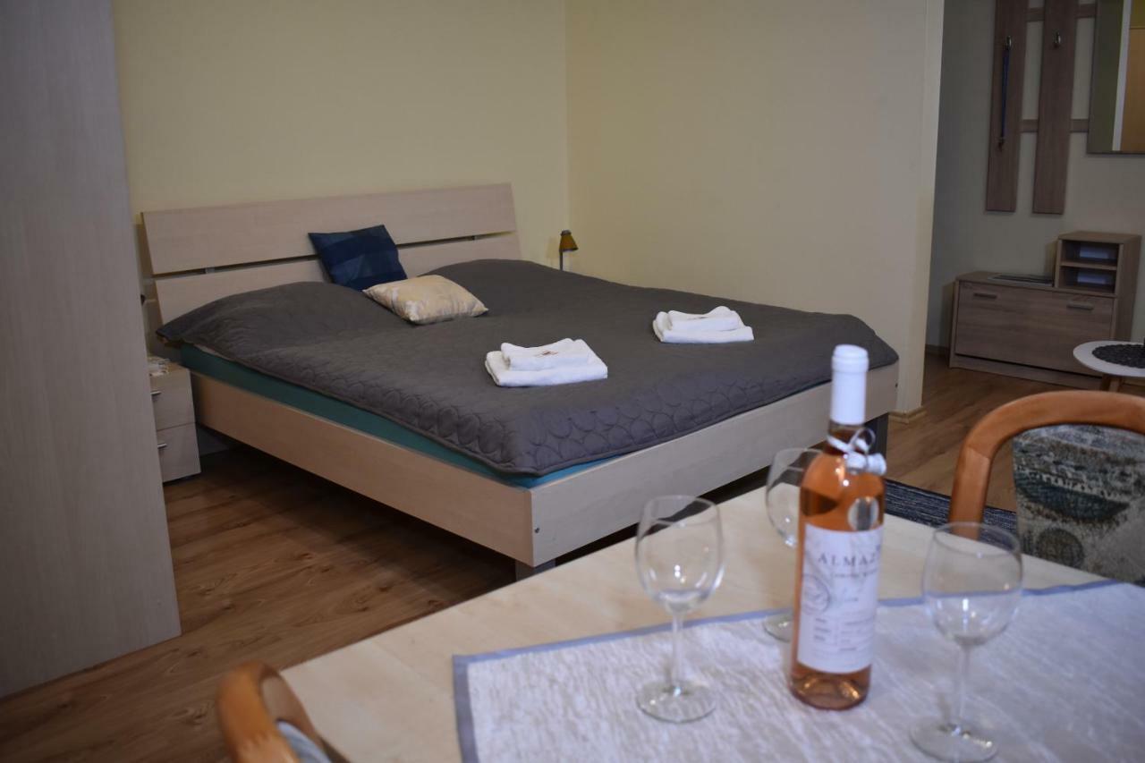 Appartement Beska à Bešeňová Extérieur photo